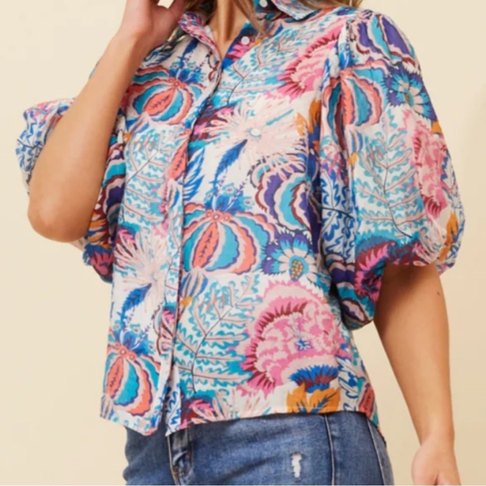 NWT Umgee Women's Colorful Big Sleeve Blouse Top M